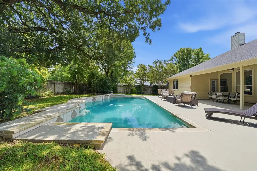 4022 Honey Bear Loop Round Rock TX 78681