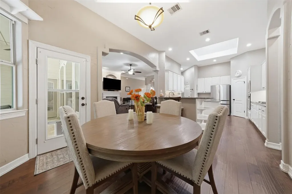 4022 Honey Bear Loop Round Rock TX 78681