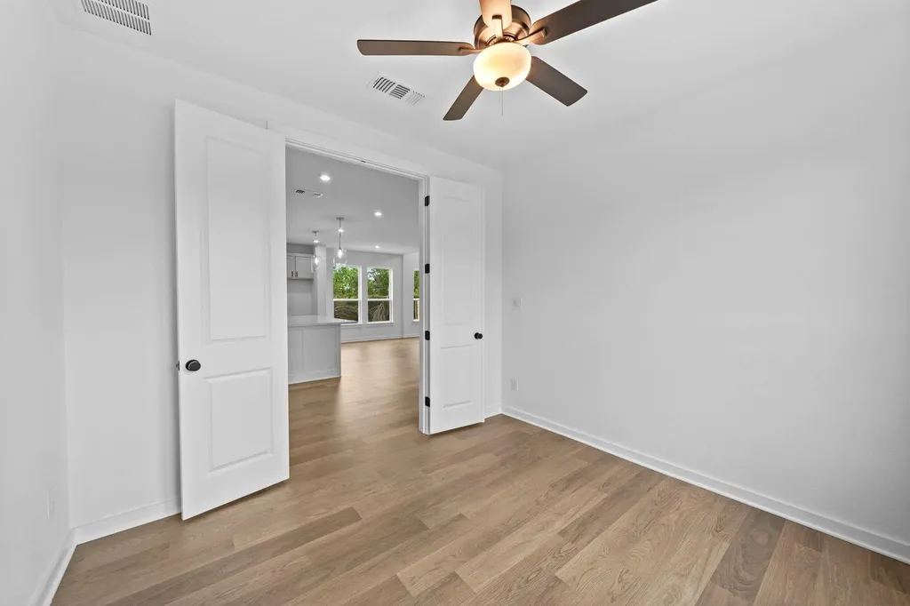 1329 White Daisy Lane Georgetown TX 78628