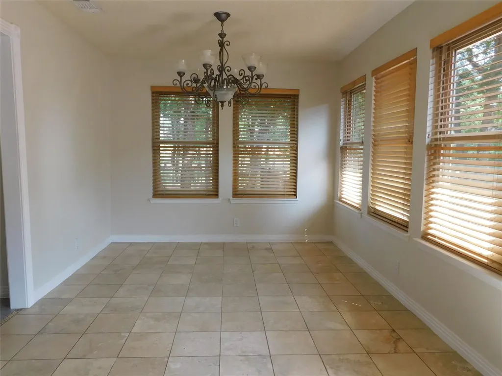 1006 Porpoise Street Lakeway TX 78734