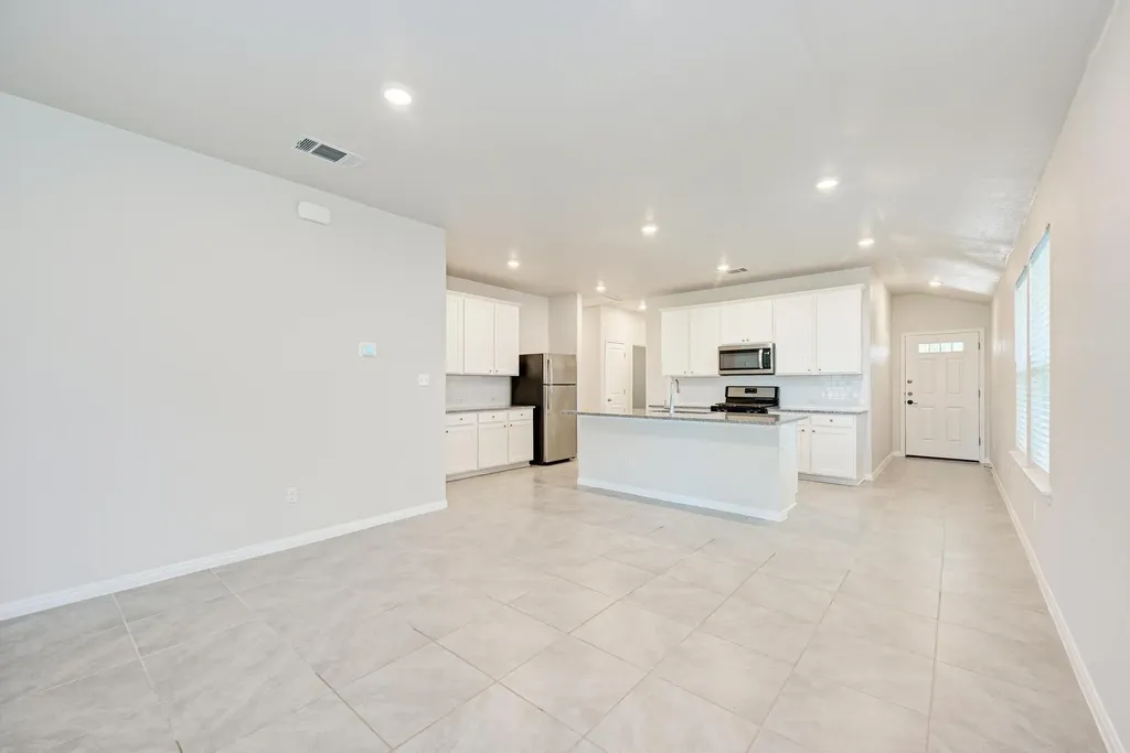 524 Longmount Cove Liberty Hill TX 78642
