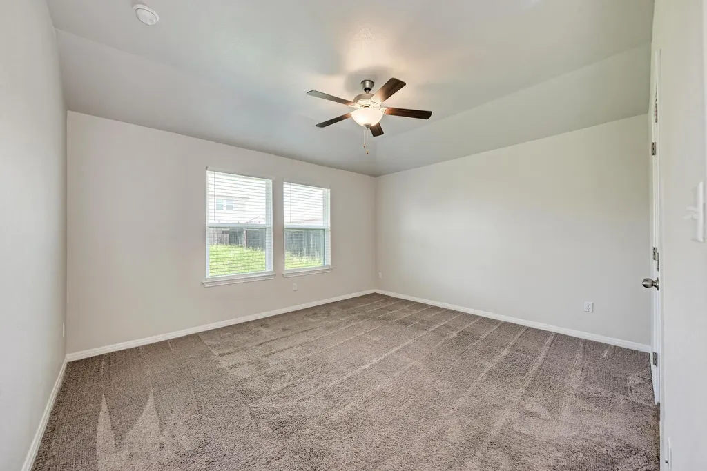 524 Longmount Cove Liberty Hill TX 78642