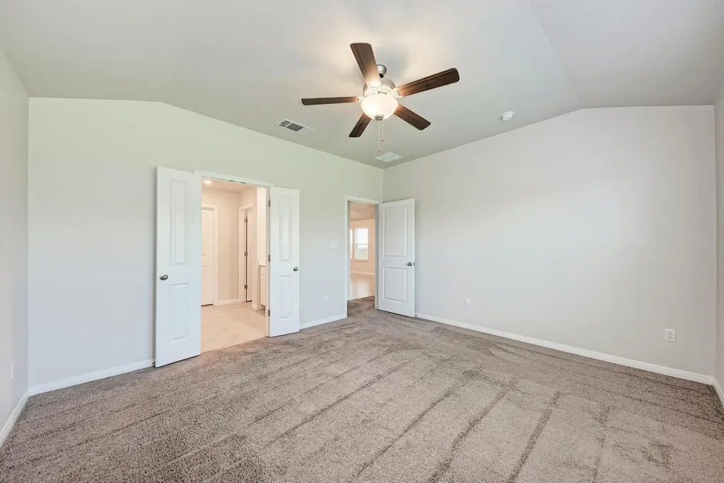 524 Longmount Cove Liberty Hill TX 78642