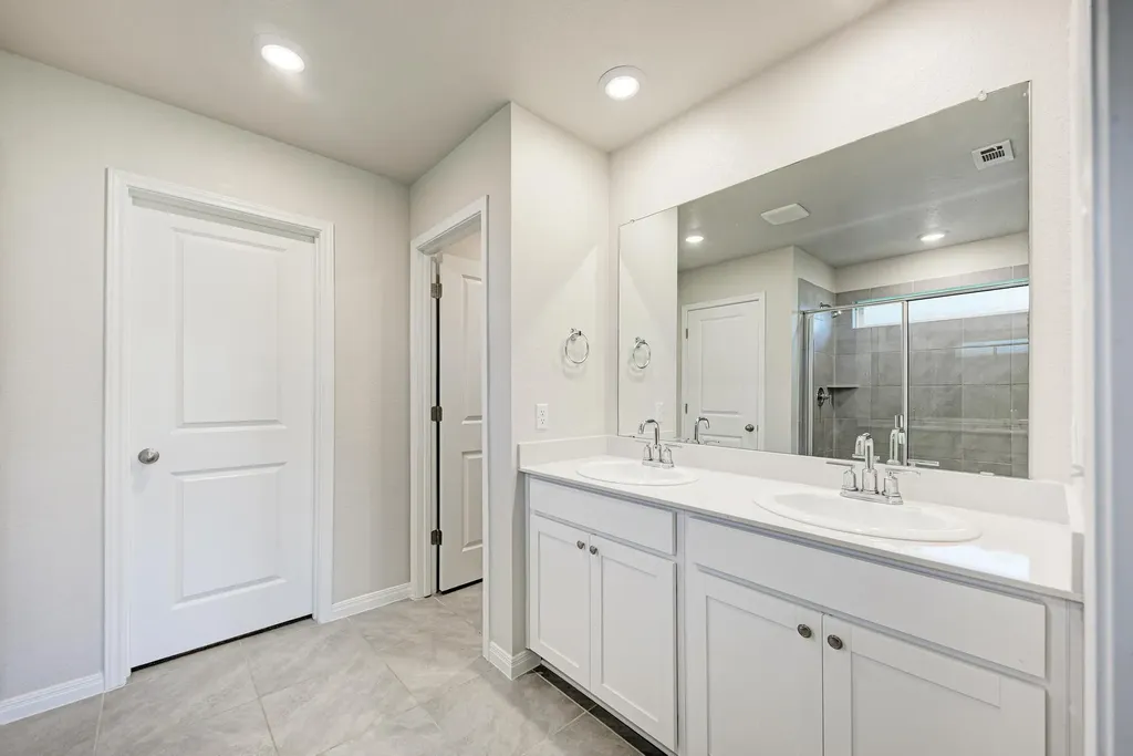 524 Longmount Cove Liberty Hill TX 78642