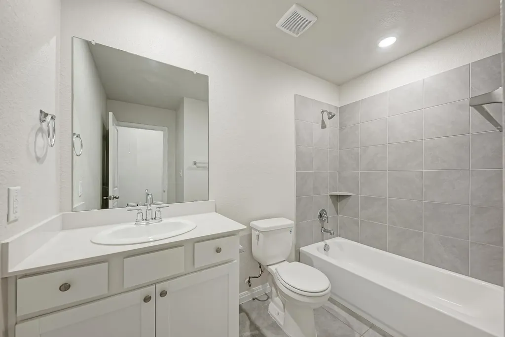 524 Longmount Cove Liberty Hill TX 78642