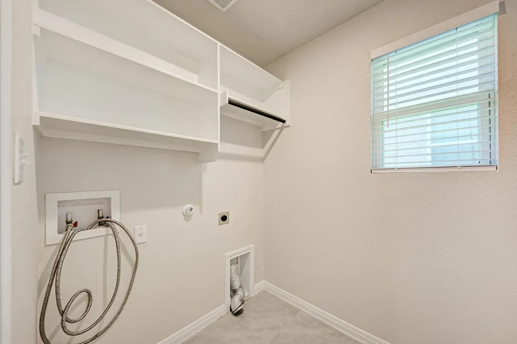524 Longmount Cove Liberty Hill TX 78642