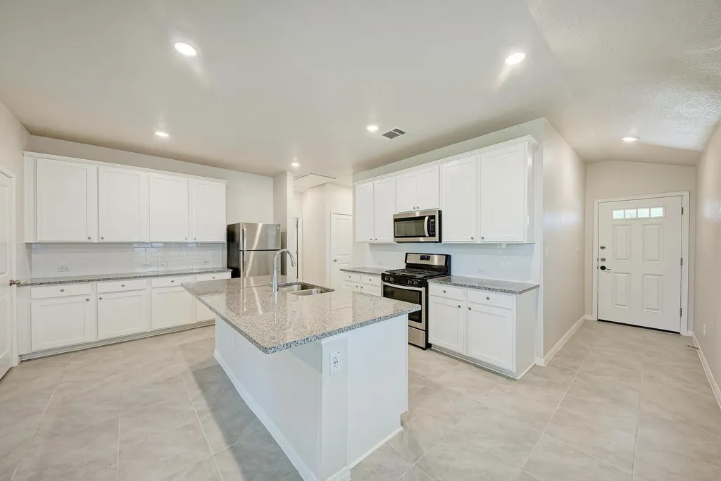 524 Longmount Cove Liberty Hill TX 78642