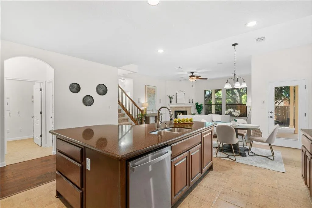 11324 Cherisse Drive Austin TX 78739
