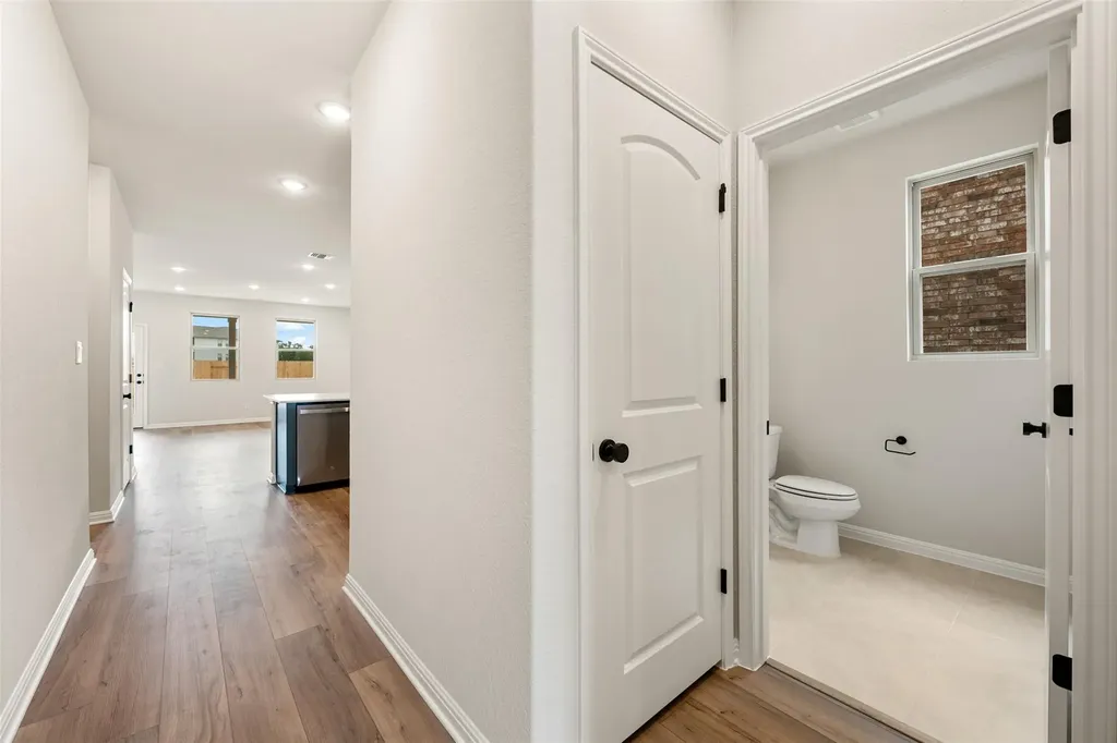 275 Crater Lake Drive Dripping Springs TX 78620