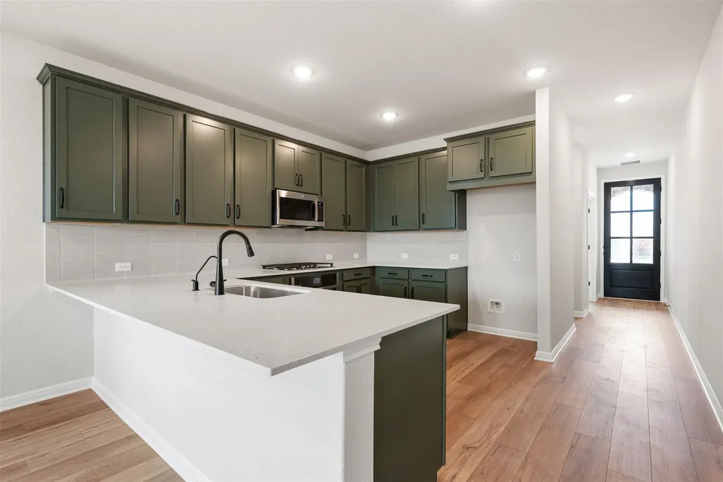 275 Crater Lake Drive Dripping Springs TX 78620