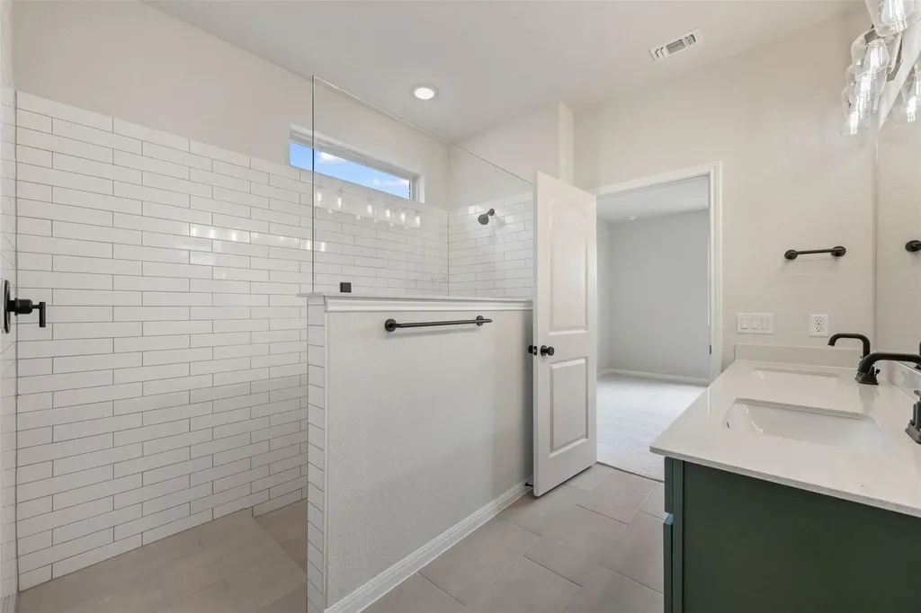 275 Crater Lake Drive Dripping Springs TX 78620