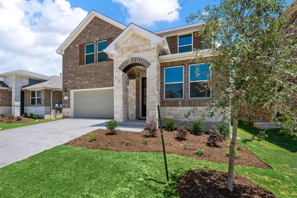 275 Crater Lake Drive Dripping Springs TX 78620