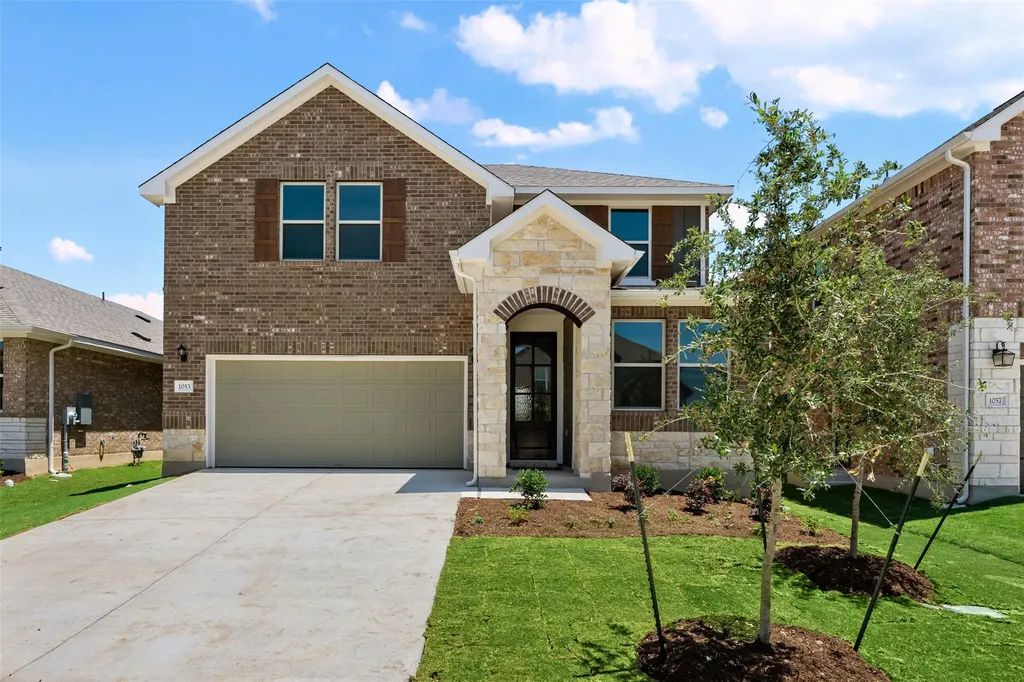 275 Crater Lake Drive Dripping Springs TX 78620