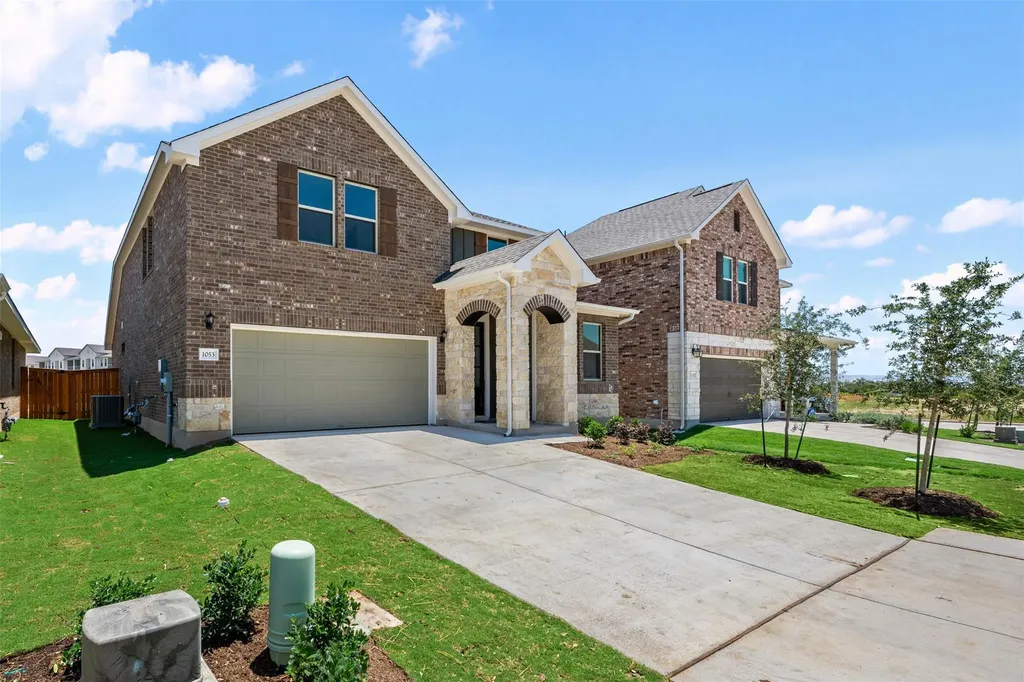 275 Crater Lake Drive Dripping Springs TX 78620