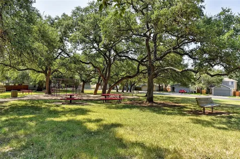 8805 Francia Trail Austin TX 78748