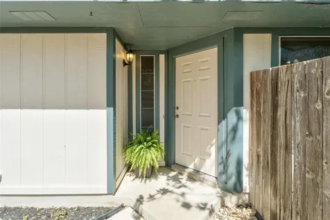 8805 Francia Trail Austin TX 78748
