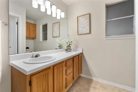 8805 Francia Trail Austin TX 78748