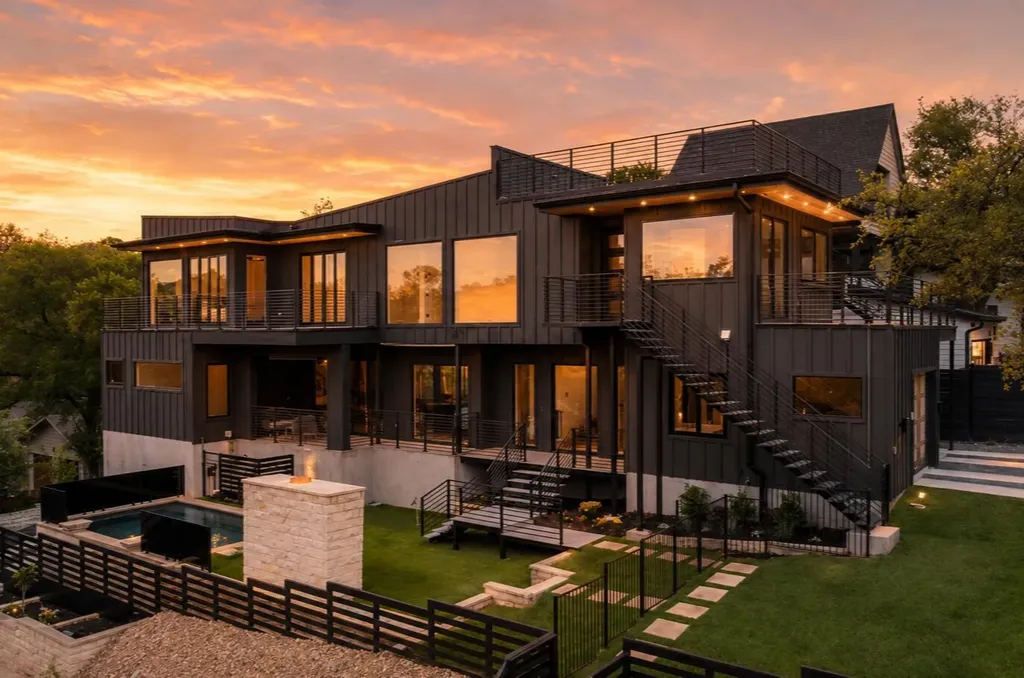 2208 Montclaire Street Austin TX 78704
