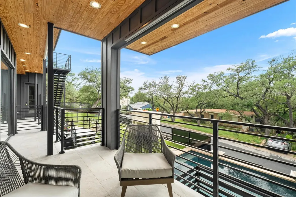 2208 Montclaire Street Austin TX 78704