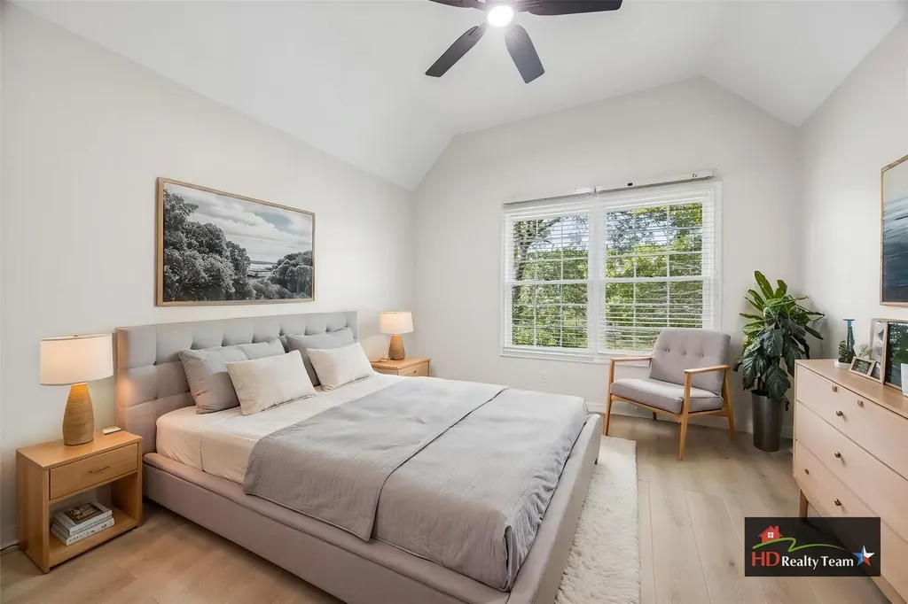 6324 Bon Terra Drive Austin TX 78731