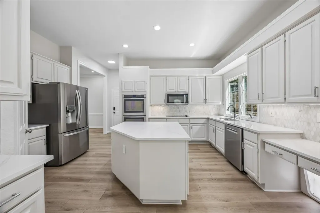 6324 Bon Terra Drive Austin TX 78731