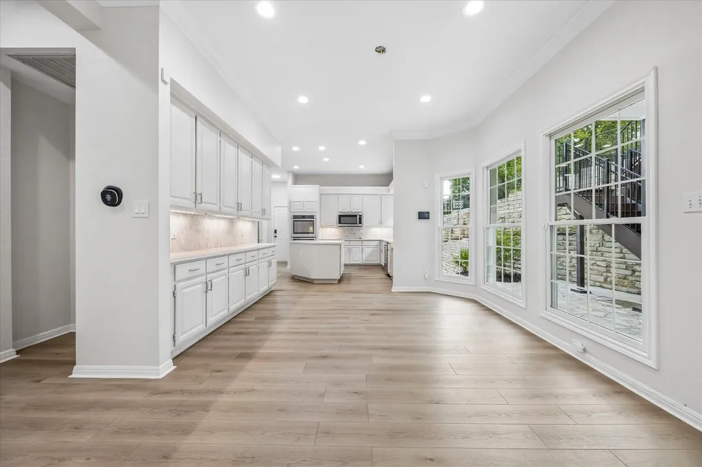 6324 Bon Terra Drive Austin TX 78731