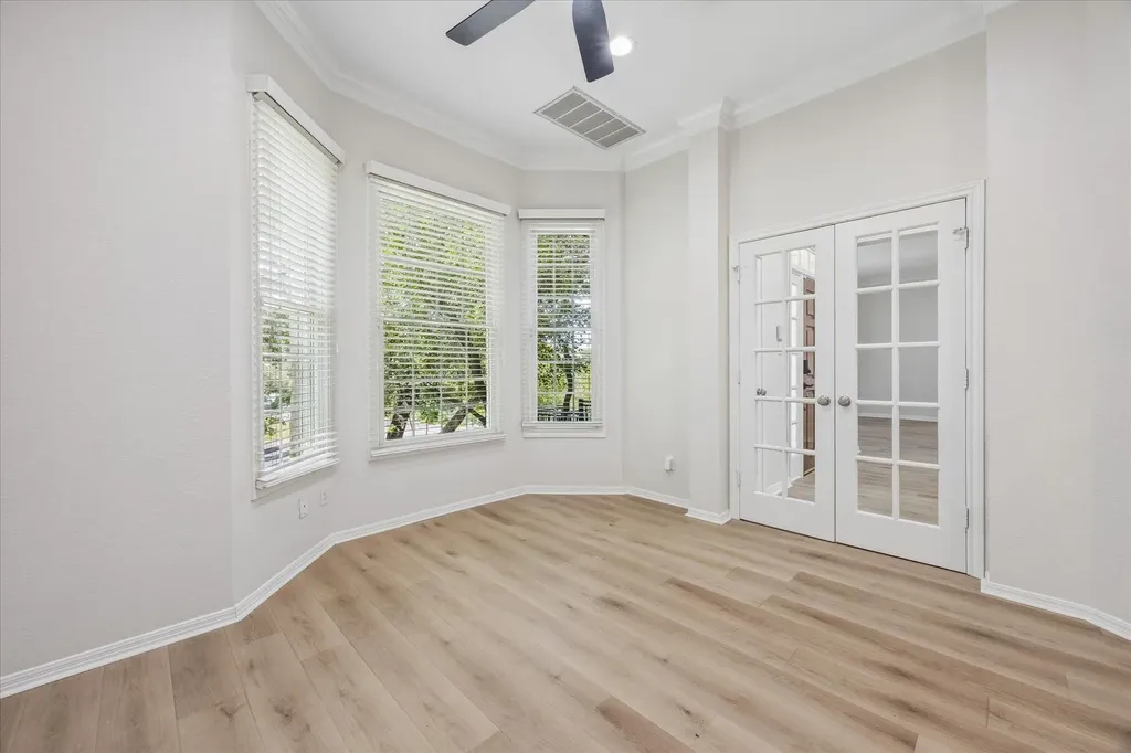 6324 Bon Terra Drive Austin TX 78731