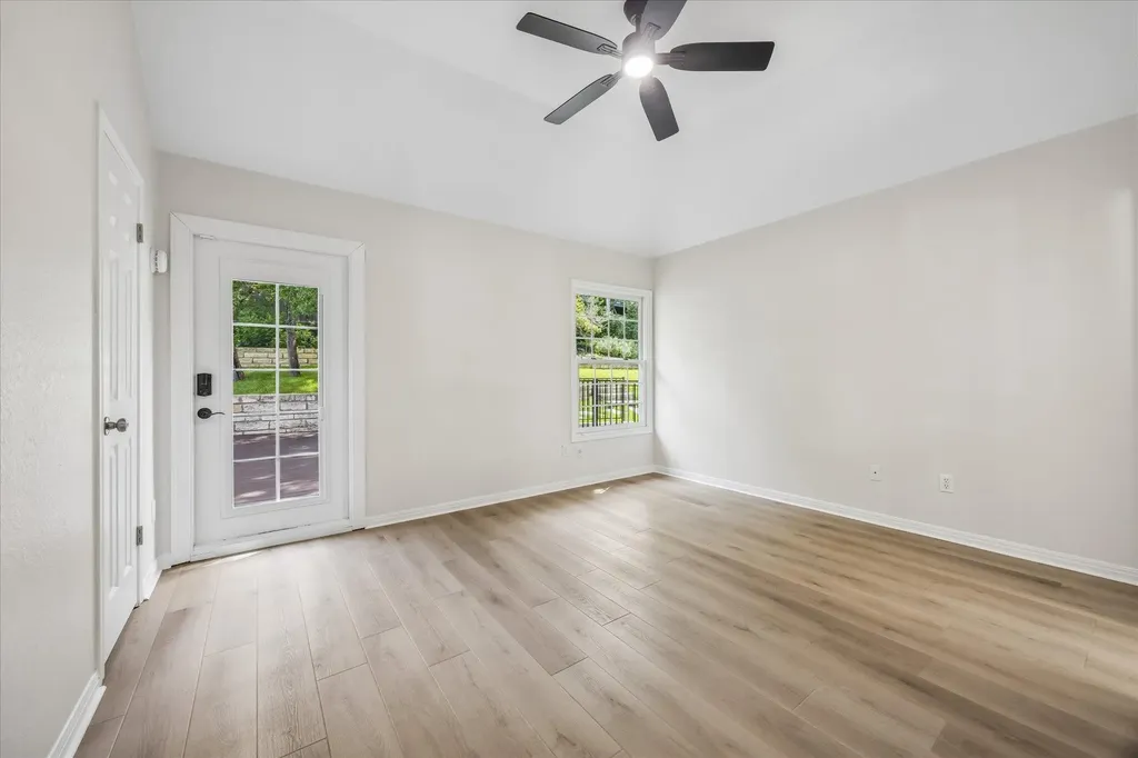 6324 Bon Terra Drive Austin TX 78731