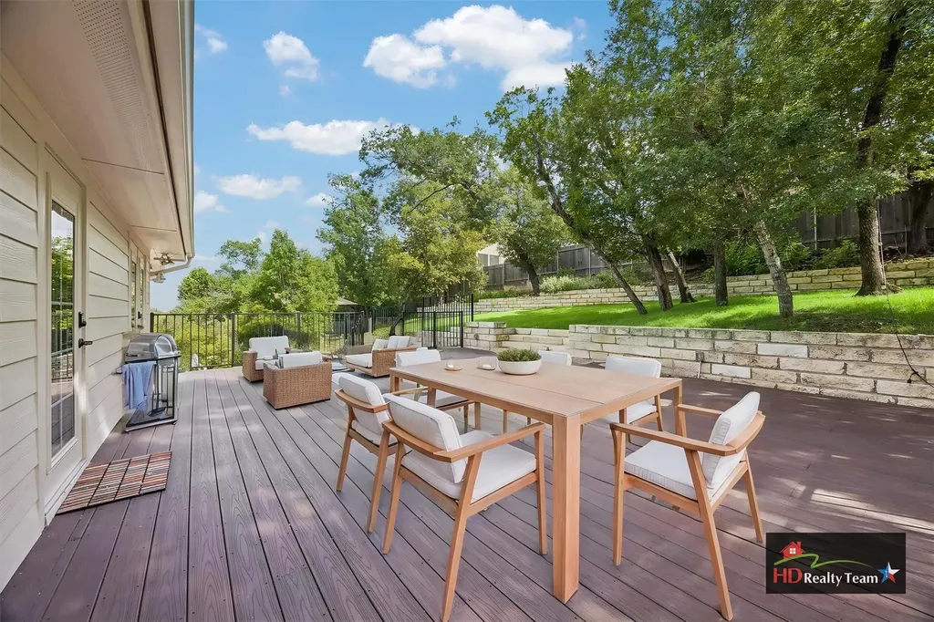 6324 Bon Terra Drive Austin TX 78731
