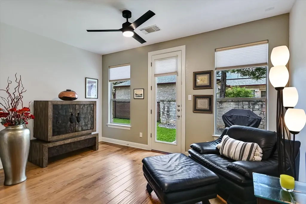 10612 Camillia Blossom Lane Austin TX 78748