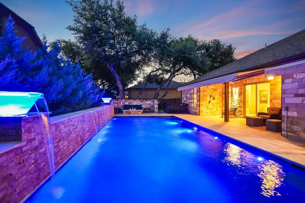 10612 Camillia Blossom Lane Austin TX 78748