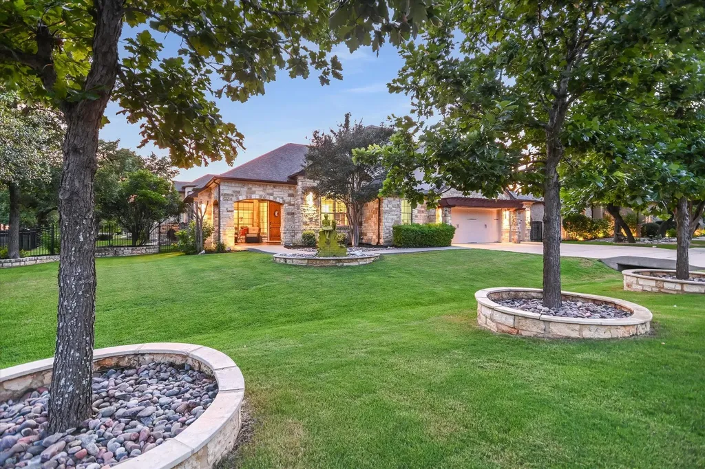 10612 Camillia Blossom Lane Austin TX 78748