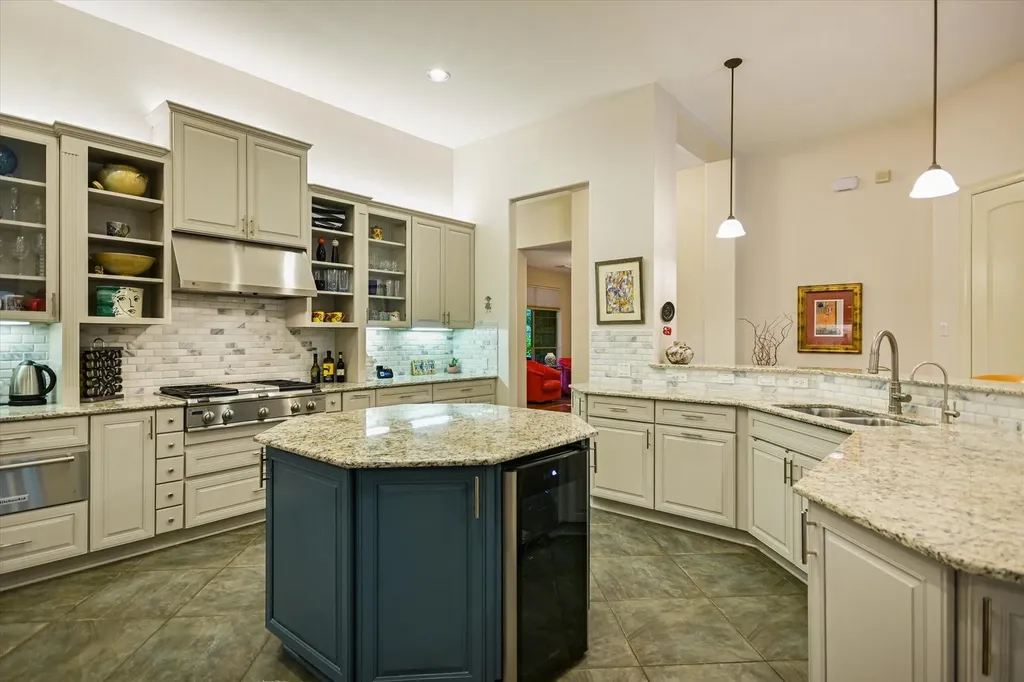 10612 Camillia Blossom Lane Austin TX 78748