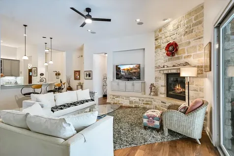 10612 Camillia Blossom Lane Austin TX 78748