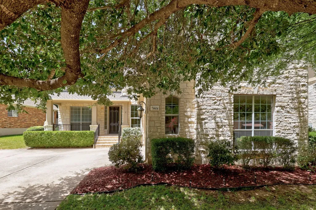 9804 Bundoran Drive Austin TX 78717