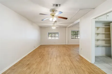 757 N Main Street La Grange TX 78945