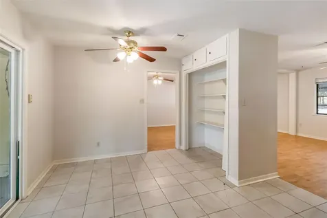 757 N Main Street La Grange TX 78945