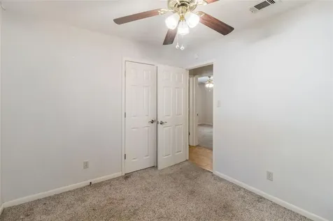 757 N Main Street La Grange TX 78945