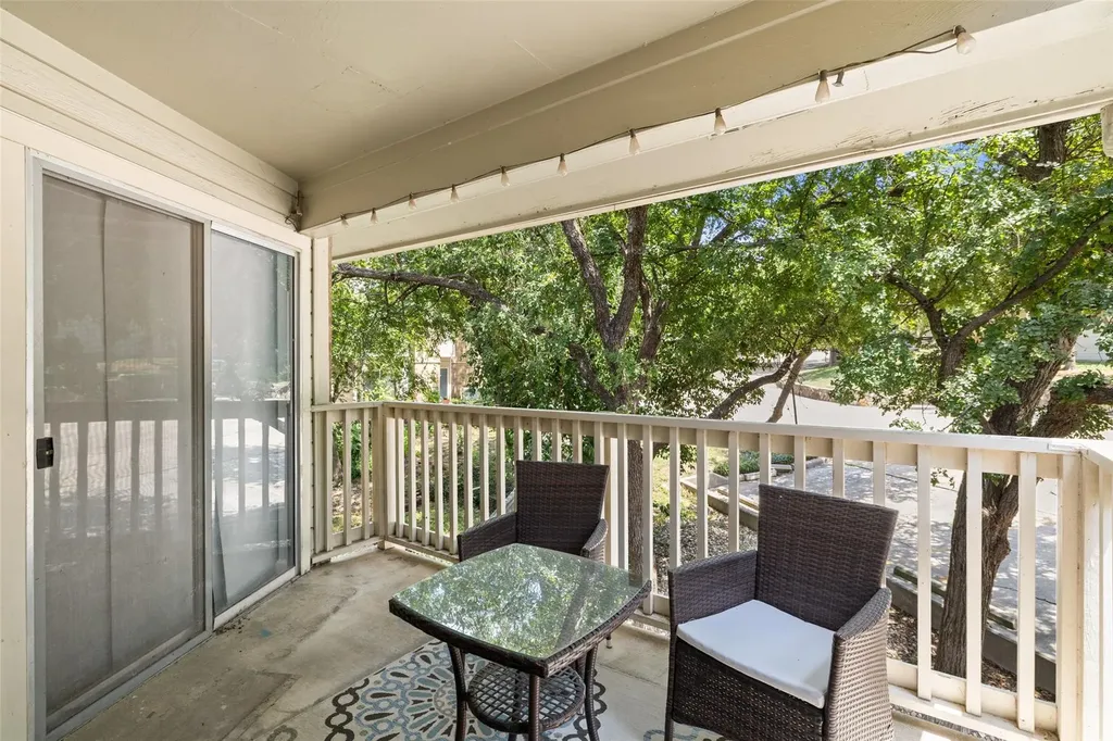 2450 Wickersham Lane Austin TX 78741