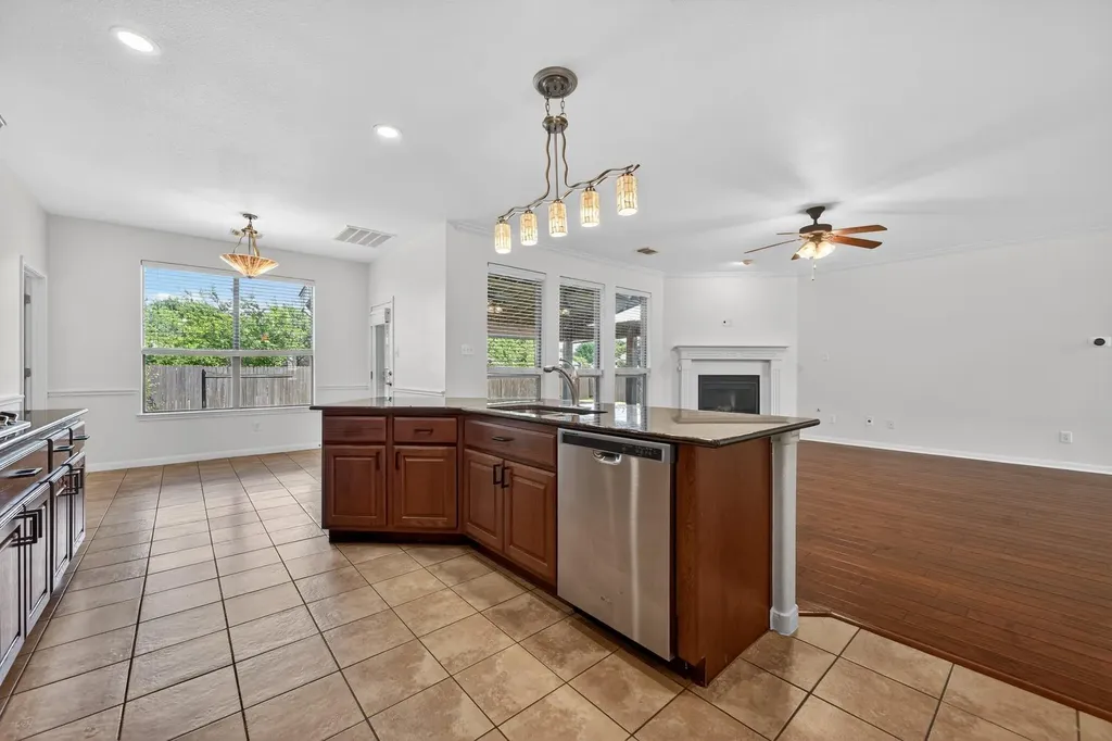 2976 Agave Loop Round Rock TX 78681