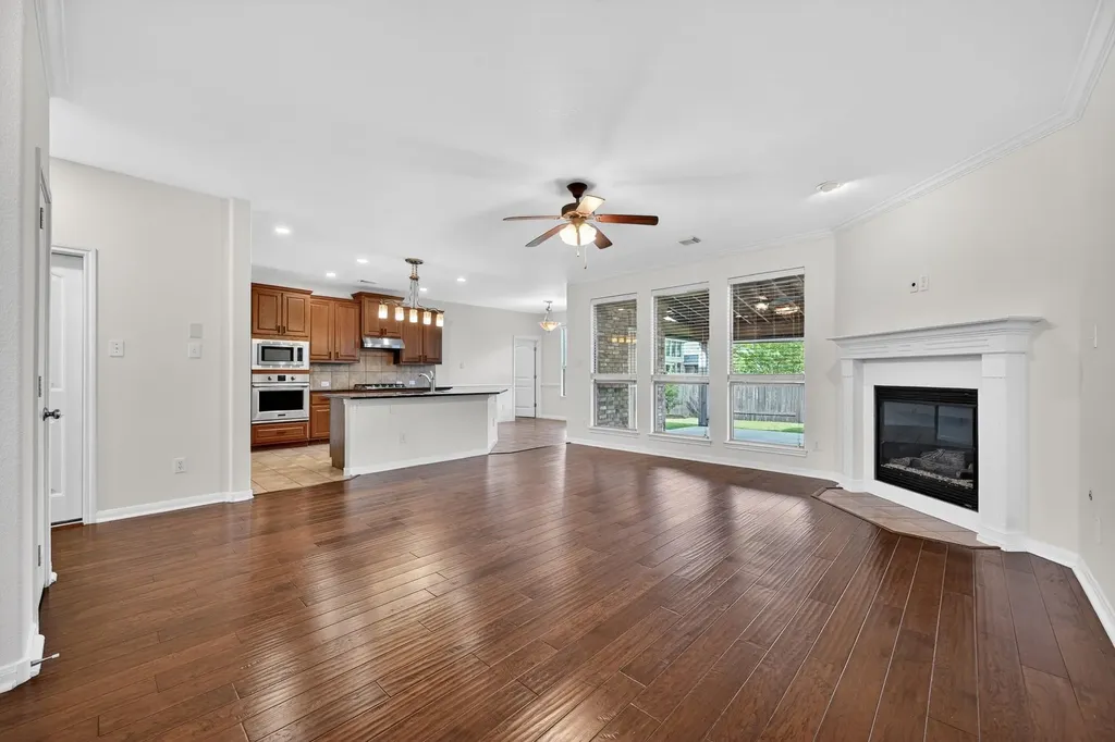 2976 Agave Loop Round Rock TX 78681