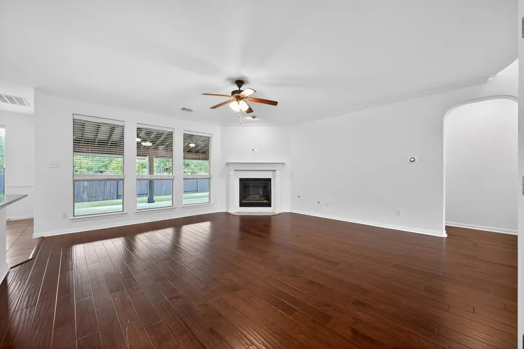 2976 Agave Loop Round Rock TX 78681