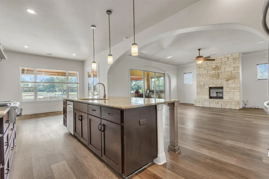 216 Cimarron Hills Trail E Georgetown TX 78628