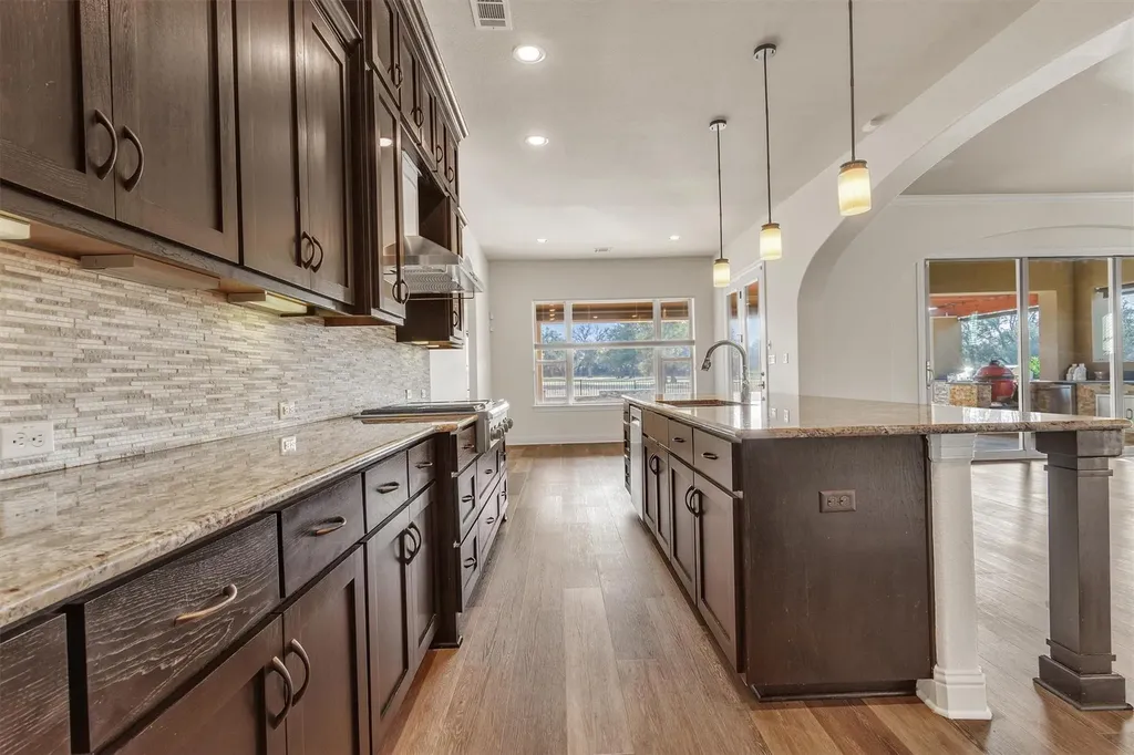 216 Cimarron Hills Trail E Georgetown TX 78628