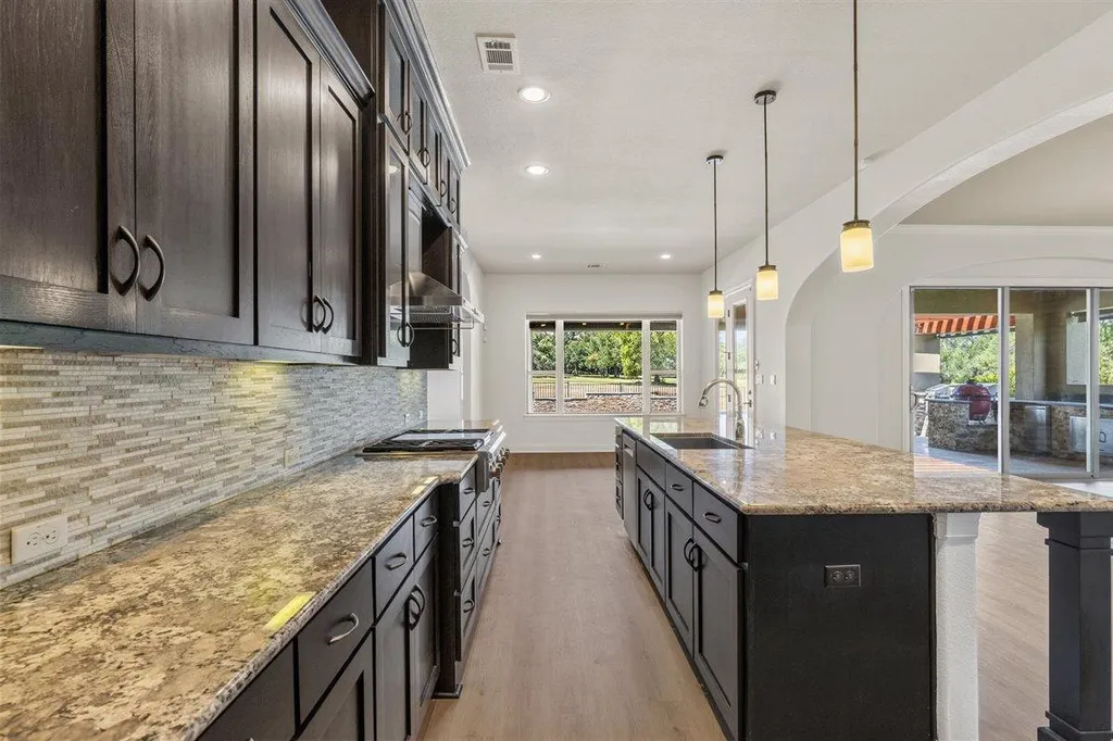 216 Cimarron Hills Trail E Georgetown TX 78628