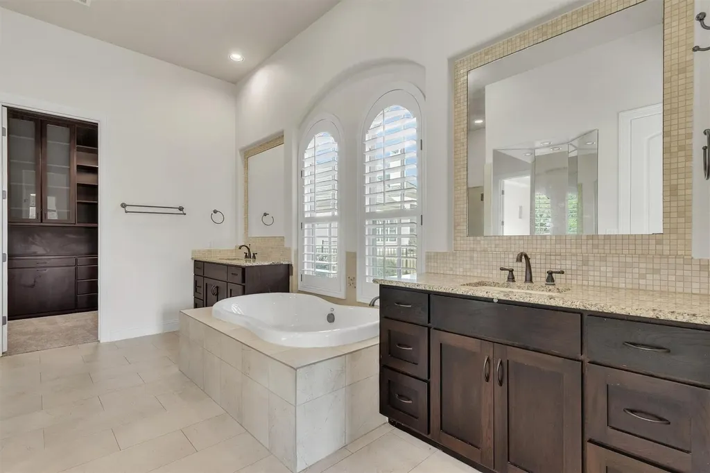 216 Cimarron Hills Trail E Georgetown TX 78628