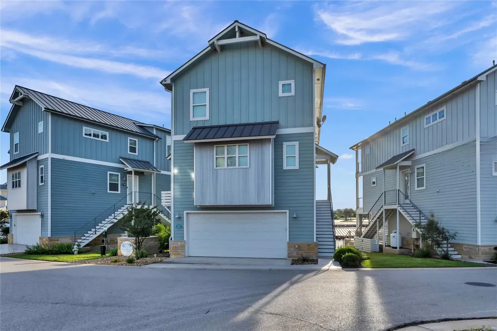 200 Marina Bluff Kingsland TX 78639