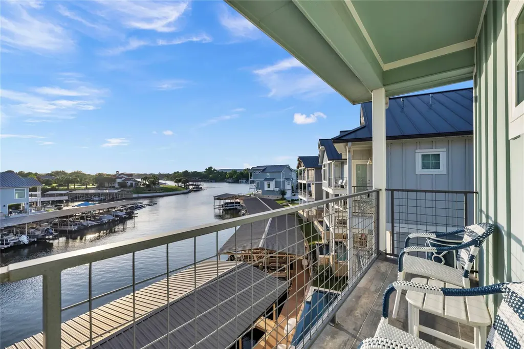 200 Marina Bluff Kingsland TX 78639
