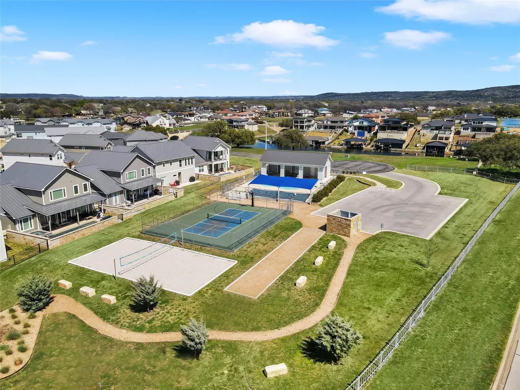 200 Marina Bluff Kingsland TX 78639