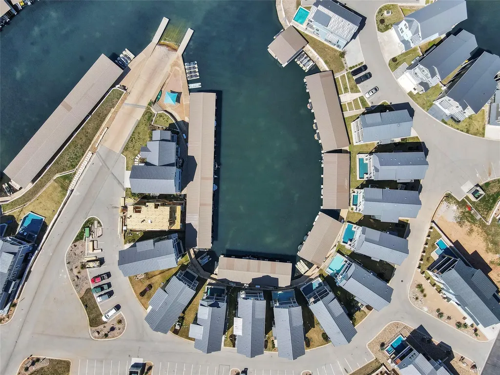 200 Marina Bluff Kingsland TX 78639